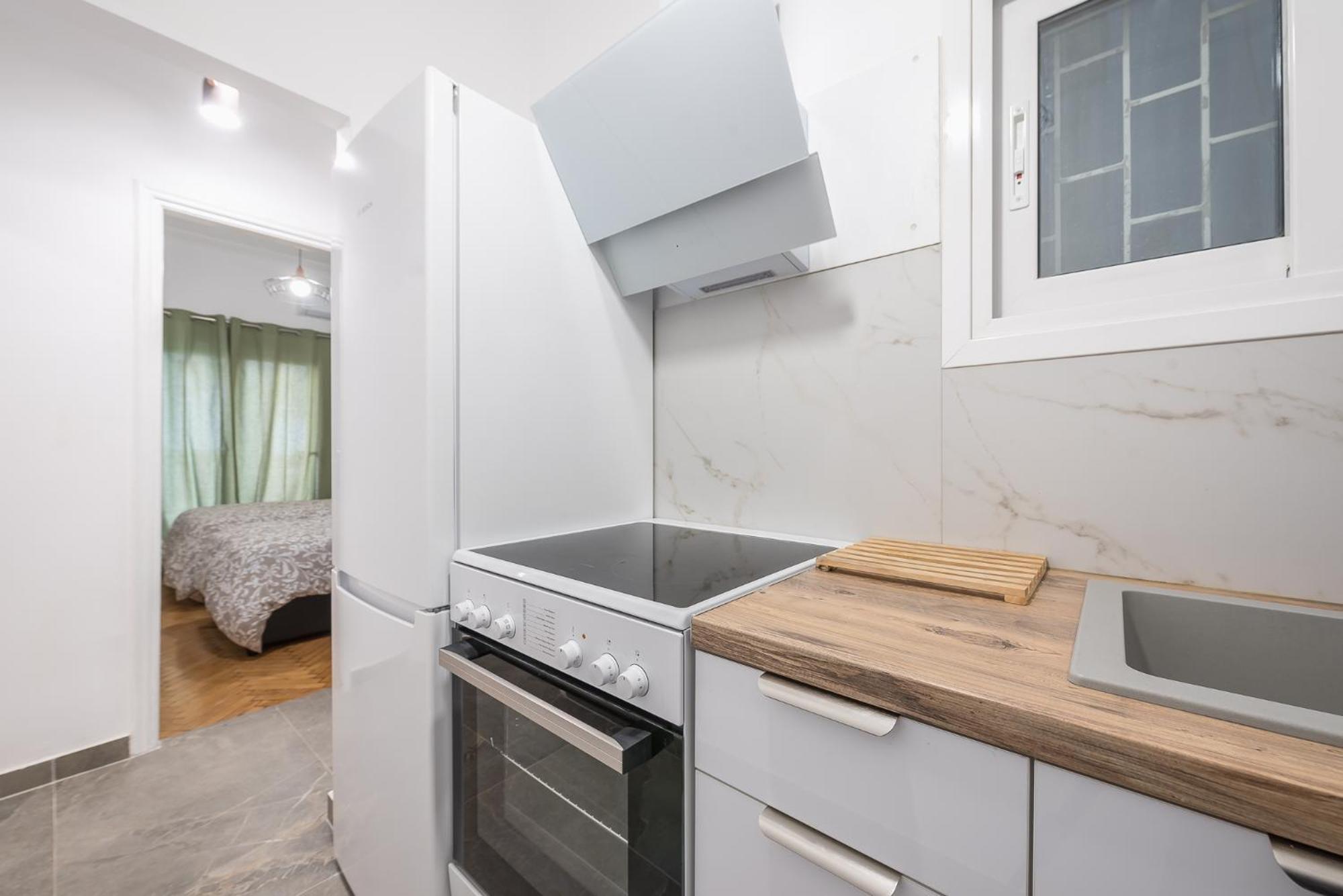Stylish Luxury Apartment At Ampelokipi Metro Station Athens Exterior photo