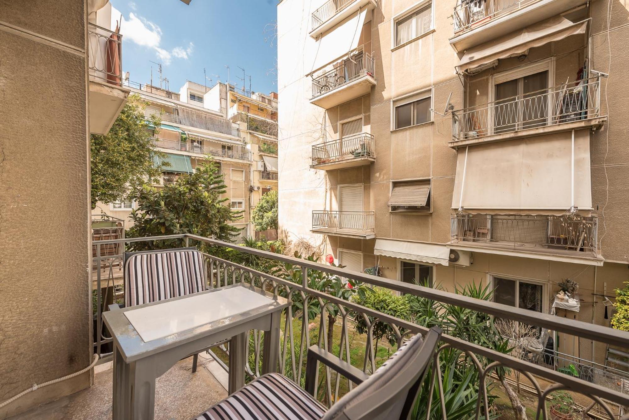 Stylish Luxury Apartment At Ampelokipi Metro Station Athens Exterior photo